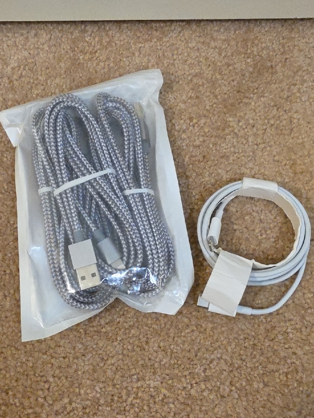 3 Apple Silver Braided USB Cable with 1 White Lightning Cable